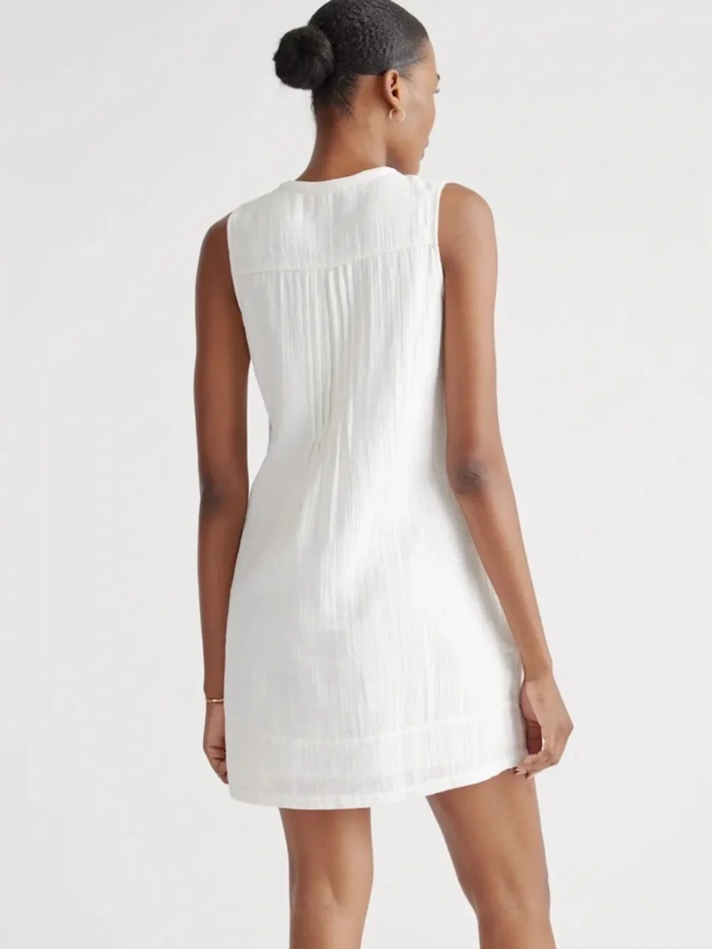 Quince White Sleeveless Pintuck Button Linen Dress size Large never worn - Picture 2 of 6